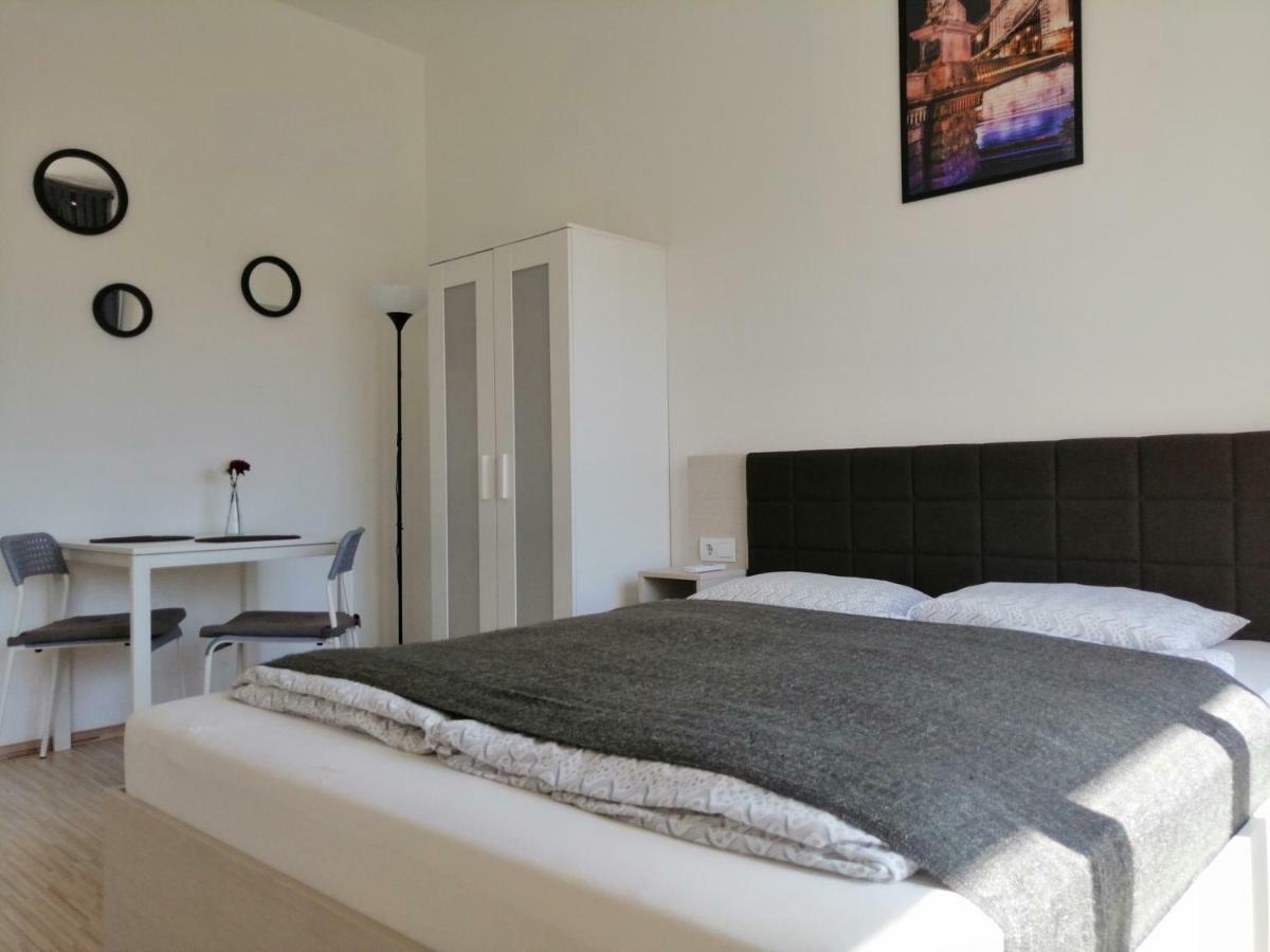 Zoom-Budapest Apartments エクステリア 写真