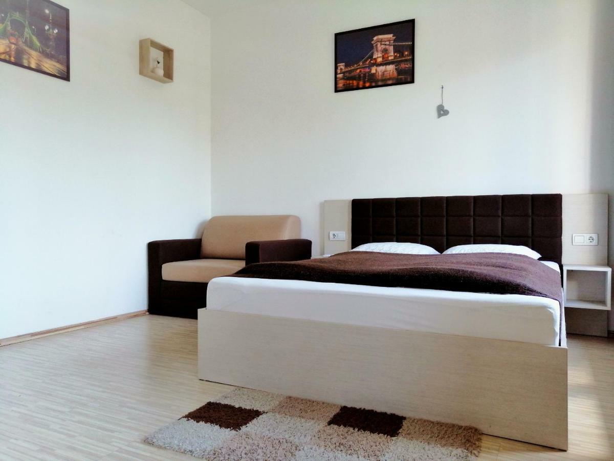 Zoom-Budapest Apartments エクステリア 写真