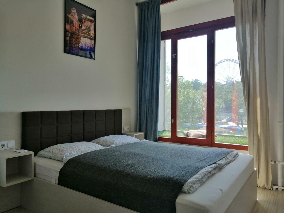 Zoom-Budapest Apartments エクステリア 写真