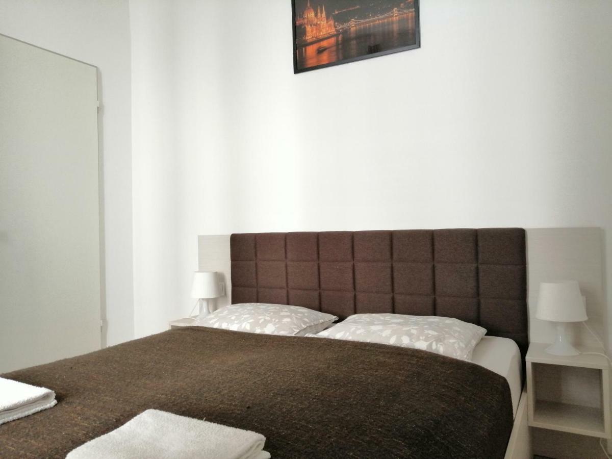 Zoom-Budapest Apartments エクステリア 写真